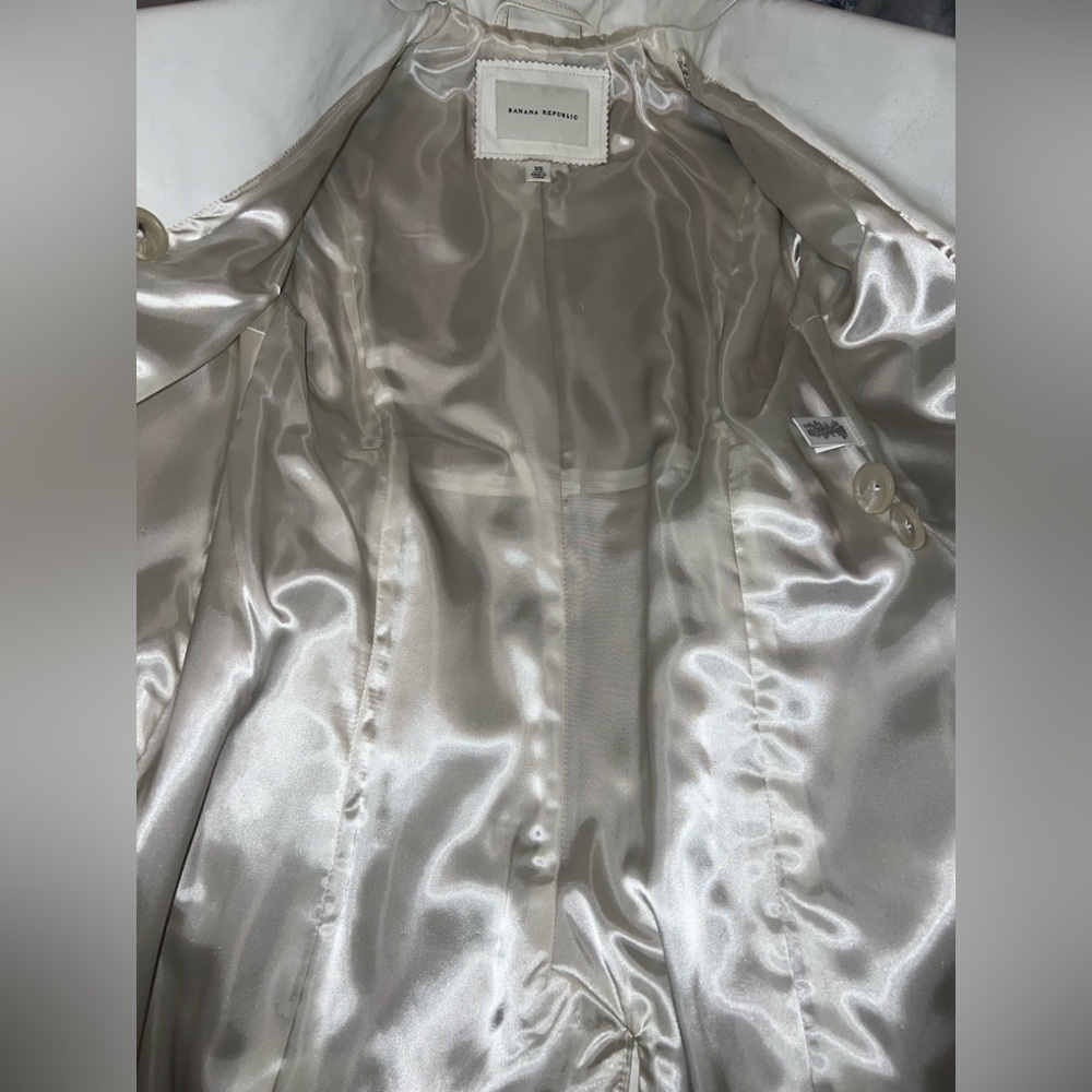 Banana Republic Women’s Long White Genuine Leather Coat. Fully Lined. Size XS - Picture 11 of 12